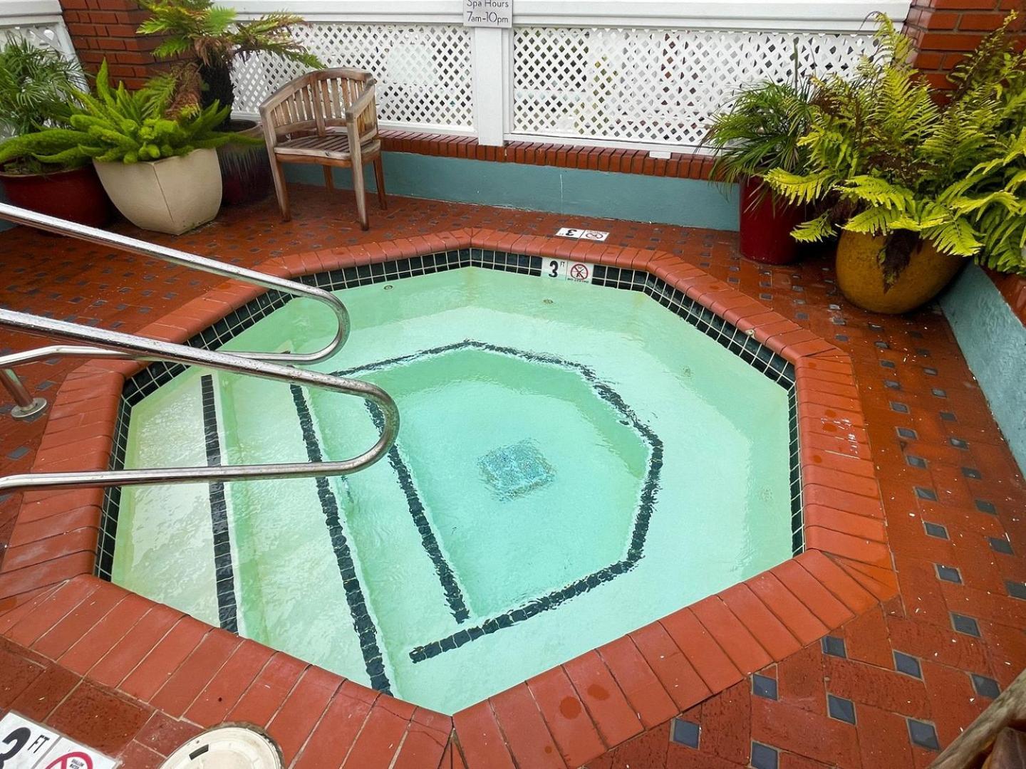 Inn On Summerhill Съмърленд Екстериор снимка